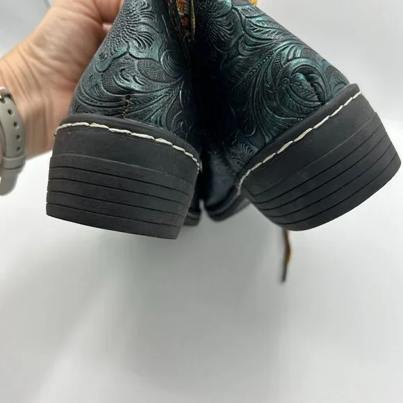 Womens Size 43 Bohemian-Style Mid-Calf Lace-Up Boots With Embossed Floral Design - Picture 9 of 10